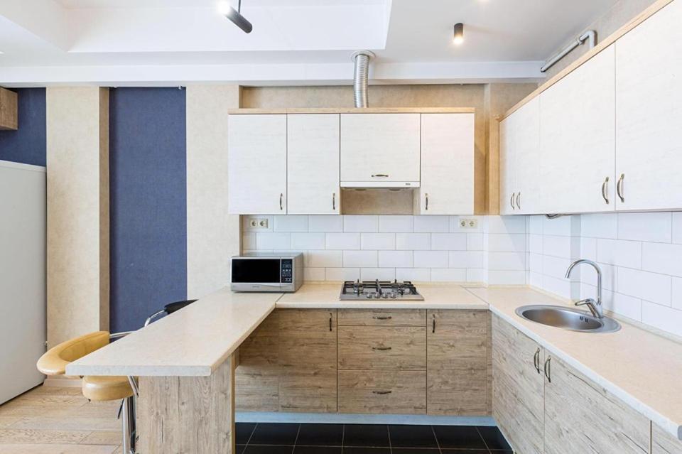 Цехова 1 Appartement Lviv Buitenkant foto